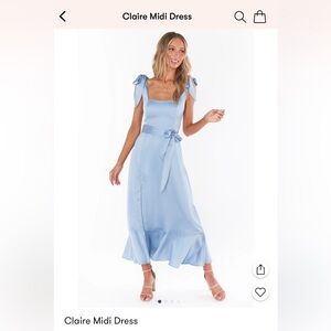 Dress with attachable shoulder and waist bows